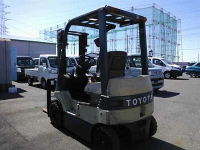 TOYOTA  FORKLIFT 