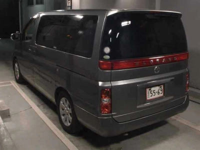 NISSAN ELGRAND