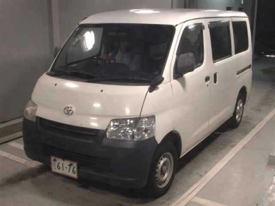 TOYOTA SUCCEED VAN