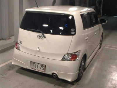 TOYOTA BB