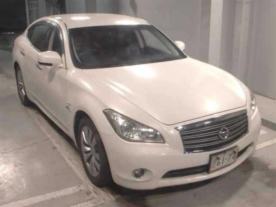 NISSAN FUGA HYBRID