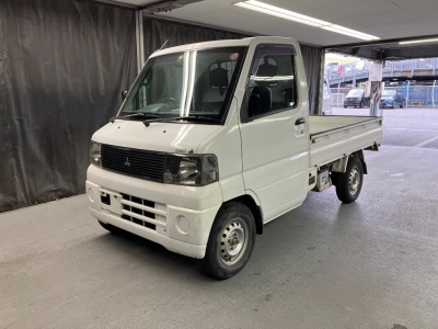 MITSUBISHI MINICAB TRUCK