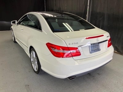 MERCEDES BENZ E CLASS