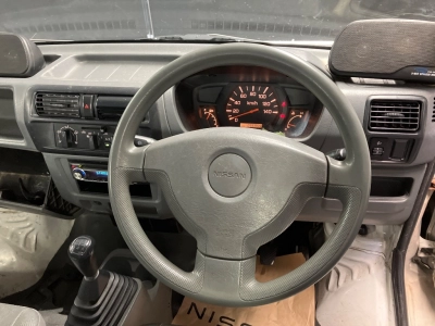 NISSAN CLIPPER TRUCK