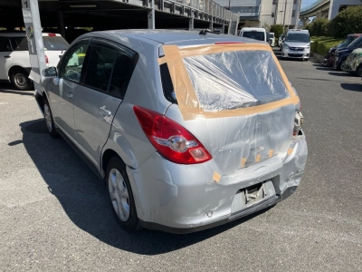 NISSAN TIIDA