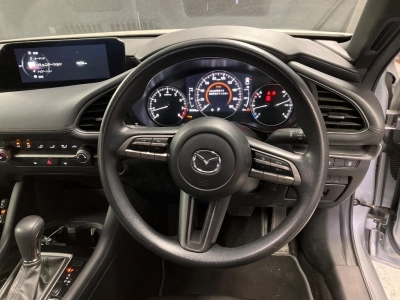 MAZDA MAZDA3 FASTBACK