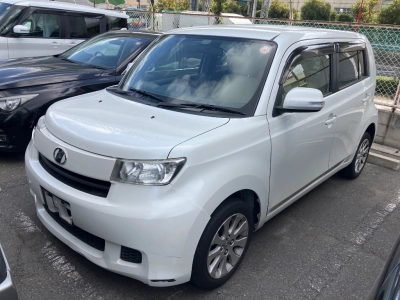 TOYOTA BB