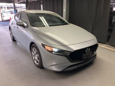 MAZDA MAZDA3 FASTBACK