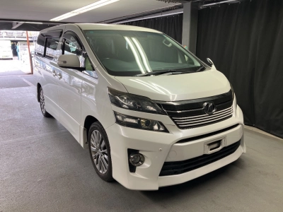 TOYOTA VELLFIRE