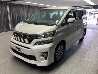 TOYOTA VELLFIRE