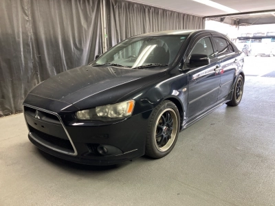 MITSUBISHI GALANT FORTIS SPORTBACK