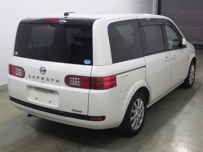 NISSAN LAFESTA