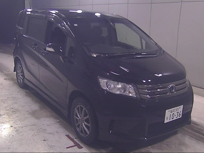 HONDA FREED SPIKE