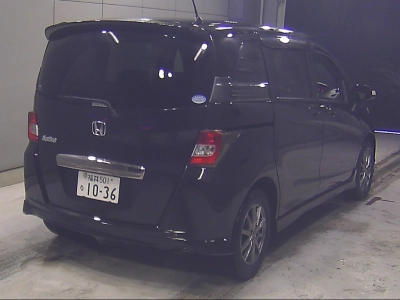 HONDA FREED SPIKE