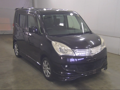 MITSUBISHI DELICA D:2