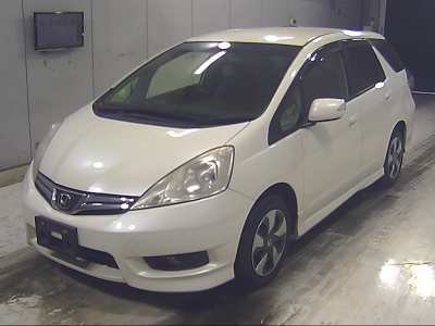 HONDA FIT SHUTTLE