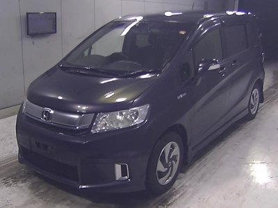 HONDA FREED SPIKE