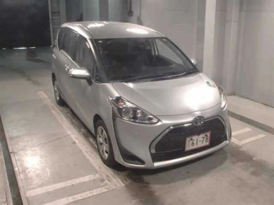TOYOTA SIENTA