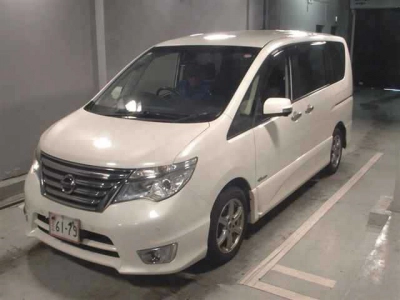 NISSAN SERENA