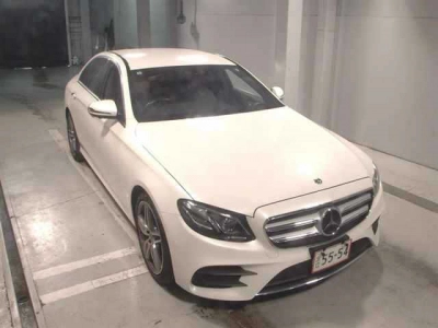 MERCEDES BENZ E CLASS