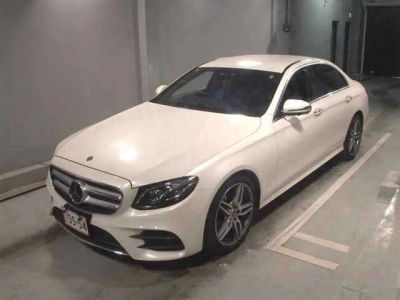 MERCEDES BENZ E CLASS