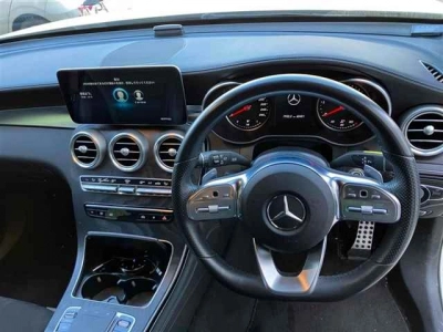 MERCEDES BENZ GLC