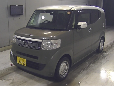 HONDA N-BOX SLASH