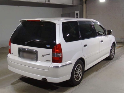 MITSUBISHI CHARIOT GRANDIS