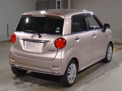 DAIHATSU CAST