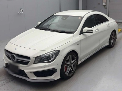 MERCEDES BENZ AMG CLA