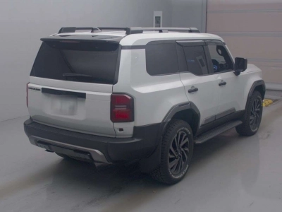TOYOTA LAND CRUISER 250