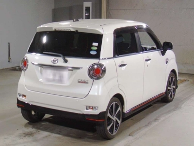 DAIHATSU CAST