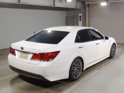 TOYOTA CROWN HYBRID