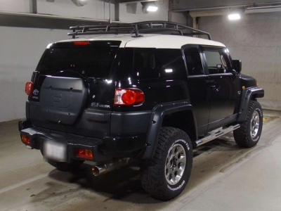 TOYOTA FJ CRUISER