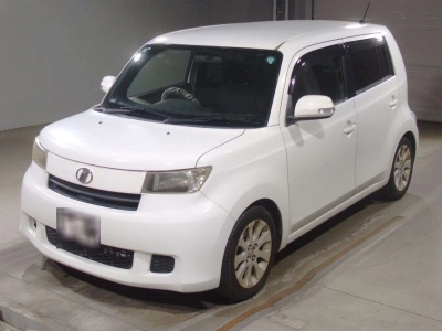 TOYOTA BB