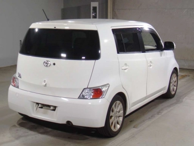 TOYOTA BB