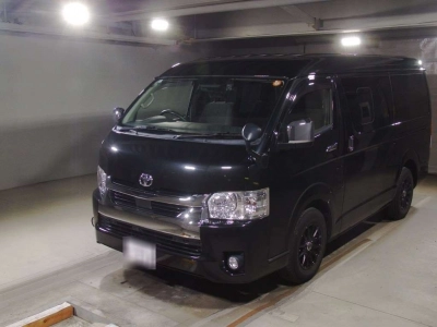 TOYOTA HIACE WAGON