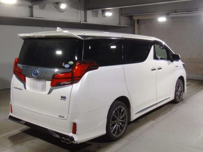 TOYOTA ALPHARD HYBRID