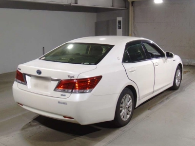 TOYOTA CROWN HYBRID