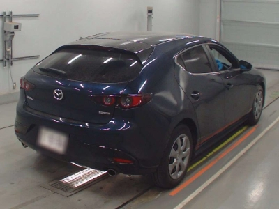 MAZDA MAZDA3 FASTBACK