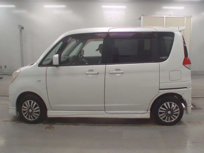 MITSUBISHI DELICA D:2