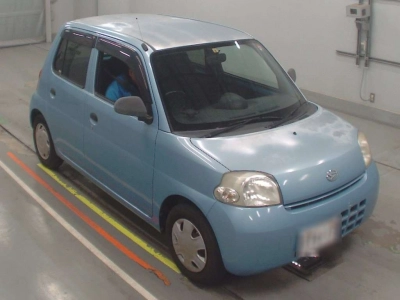 DAIHATSU ESSE