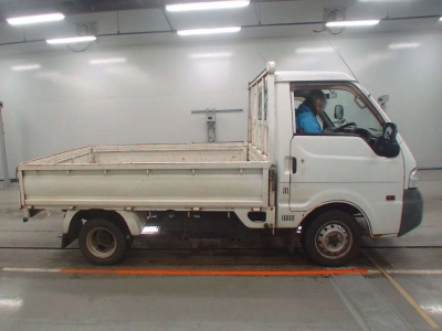 NISSAN VANETTE TRUCK