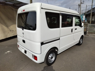 NISSAN CLIPPER