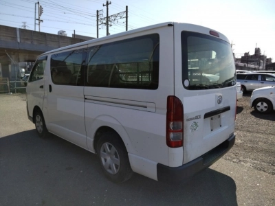 TOYOTA REGIUS ACE