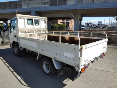 TOYOTA DYNA