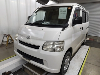 TOYOTA TOWN ACE
