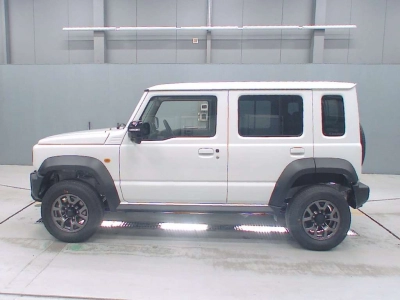 SUZUKI JIMNY NOMADE