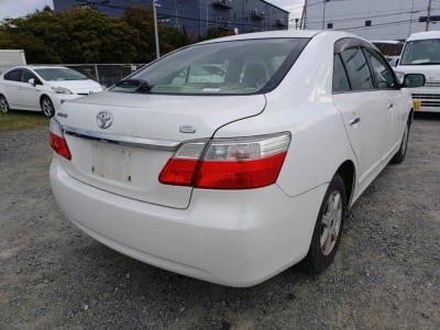 TOYOTA PREMIO