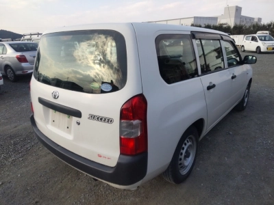 TOYOTA SUCCEED WAGON